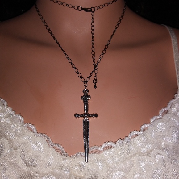 Jewelry - Womens Long Black Chain with a Dagger